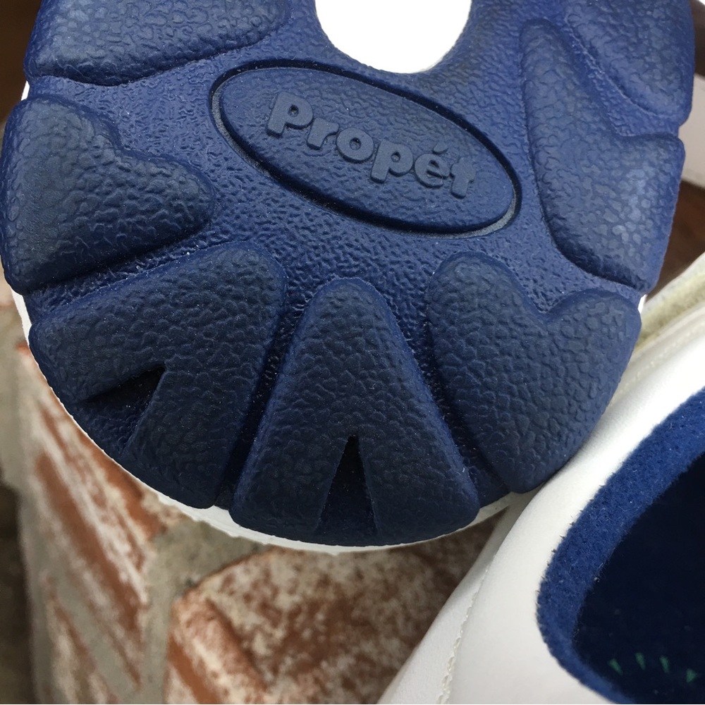 Propet Women's White Navy Mary Jane Therapeutic Walker Shoes size 9 W - Picture 9 of 16